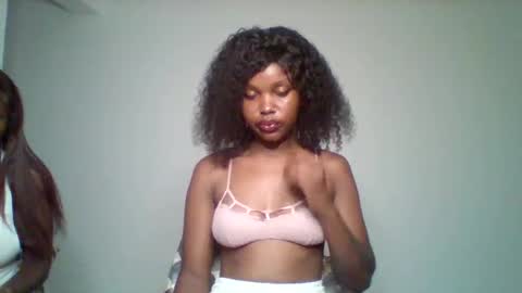 Majesty online show from November 2025 02:43:02 AM