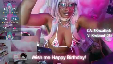 Snapshot of pixiebob25 chatting on February 2025 04:58:01 AM Thekawaiidomme online show from February 2025 04:58:01 AM