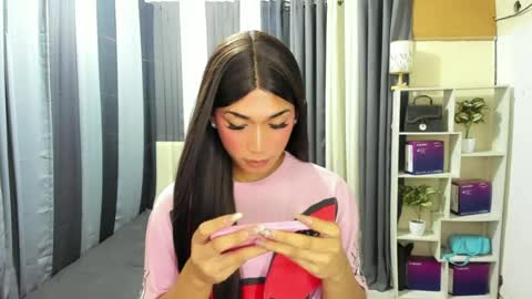 Snapshot of pixiedoll_ chatting on June 2026 10:15:01 AM pixiedoll_ online show from June 2026 10:15:01 AM