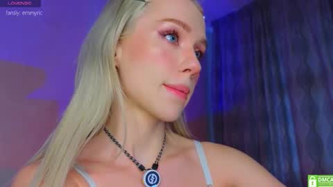 Snapshot of pixieprick chatting on March 2026 11:43:02 AM Emmy and Edward online show from March 2026 11:43:02 AM