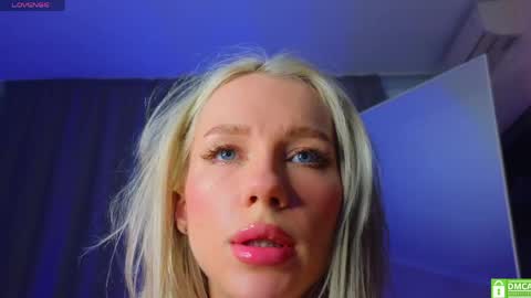 Snapshot of pixieprick chatting on April 2026 01:20:01 PM Emmy and Edward online show from April 2026 01:20:01 PM