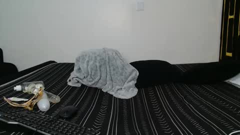 pixietease1 online show from May 2026 06:42:01 AM