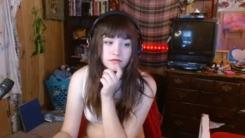 Izzy online show from January 2025 05:24:02 PM