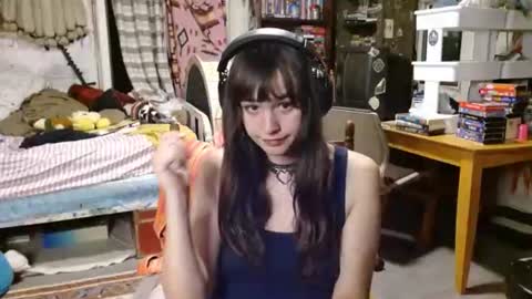 Izzy online show from June 2026 02:25:02 AM