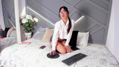 pixivee online show from July 2026 01:51:01 PM