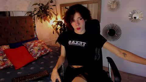 Snapshot of pixy_20 chatting on February 2025 11:15:01 PM cris online show from February 2025 11:15:01 PM