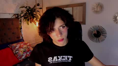 Snapshot of pixy_20 chatting on February 2025 09:14:02 AM cris online show from February 2025 09:14:02 AM