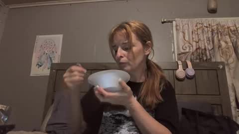pizzedwife online show from May 2026 02:42:01 AM