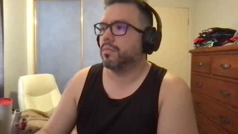 Snapshot of pjre23 chatting on December 2024 05:48:01 AM pjres room gay ballweight online show from December 2024 05:48:01 AM