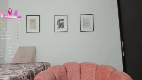 Angie Henao online show from September 2025 05:37:01 PM