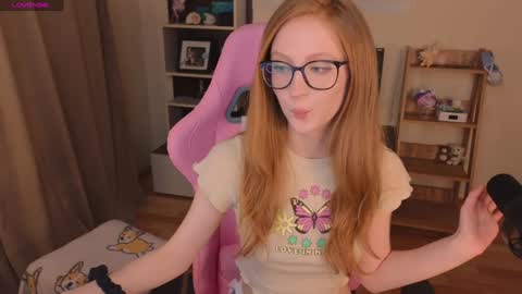 Lene online show from December 2024 09:53:02 PM