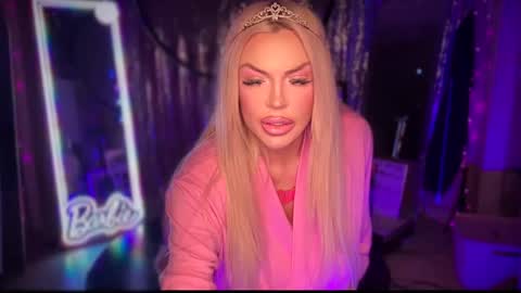 Dumb bimbo fuck doll online show from January 2025 01:35:01 AM