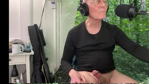 Snapshot of playdayfunshow chatting on March 2025 04:58:02 AM STC online show from March 2025 04:58:02 AM