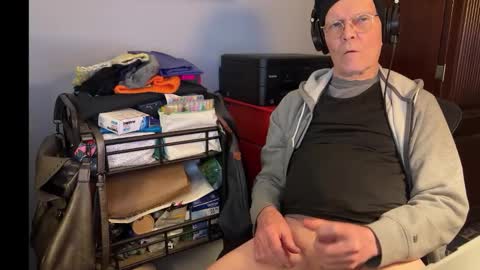 Snapshot of playdayfunshow chatting on March 2025 03:28:02 AM STC online show from March 2025 03:28:02 AM