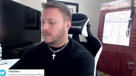 Snapshot of player2pawns chatting on January 2025 03:08:02 AM Player online show from January 2025 03:08:02 AM