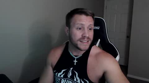 Snapshot of player2pawns chatting on October 2025 02:12:01 AM Player online show from October 2025 02:12:01 AM