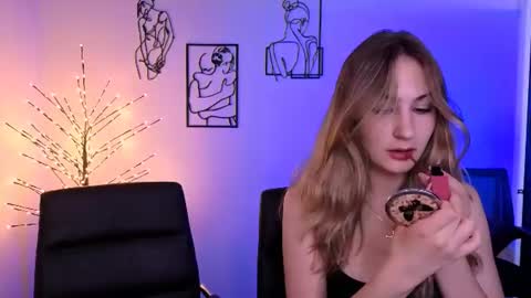 Sophie online show from July 2026 02:05:17 AM
