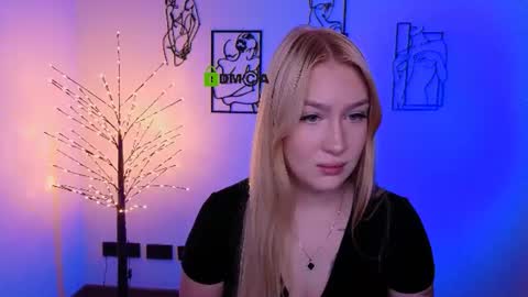 Sophie online show from July 2026 07:08:02 PM