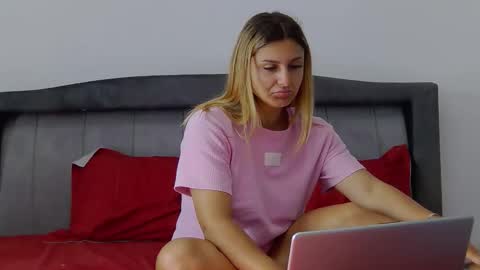 PlayfulNicole online show from May 2026 05:36:01 AM