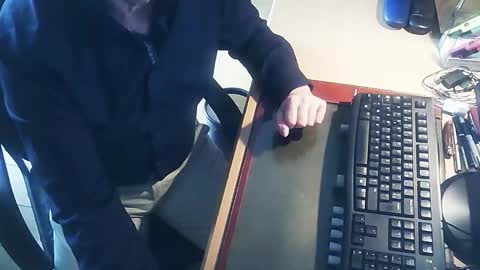 Snapshot of playingch chatting on February 2026 10:49:02 AM littlenounours online show from February 2026 10:49:02 AM