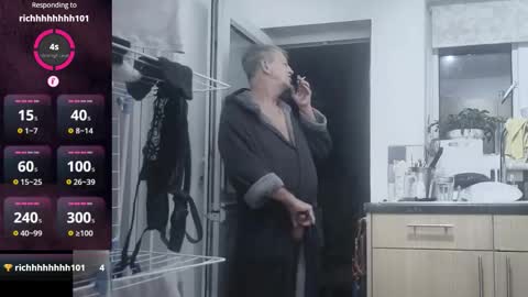 Snapshot of playme828530 chatting on October 2025 04:26:01 AM Play Me online show from October 2025 04:26:01 AM