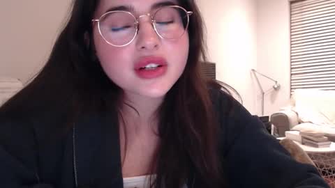 Mary online show from January 2025 10:04:02 PM