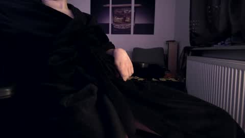 Hello ask me  . Im glad  to see you here in my room. Welcome PVT is open online show from January 2025 02:54:01 AM