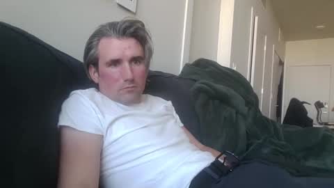 Snapshot of pleasebeolder chatting on January 2026 07:40:01 PM pleasebeolder online show from January 2026 07:40:01 PM