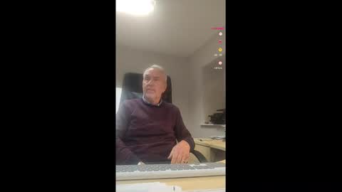 Snapshot of pleasedominateme chatting on December 2024 04:49:01 PM Pleasedominateme online show from December 2024 04:49:01 PM