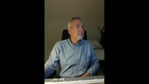 Snapshot of pleasedominateme chatting on January 2025 05:26:01 PM Pleasedominateme online show from January 2025 05:26:01 PM