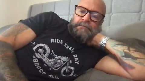 PleaseSitOnMyCock online show from April 2026 02:47:02 PM