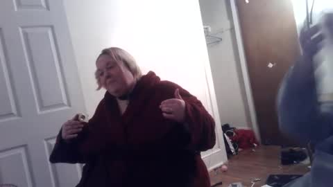 Snapshot of pleasurepuppt chatting on January 2025 05:31:01 AM pleasurepuppt online show from January 2025 05:31:01 AM