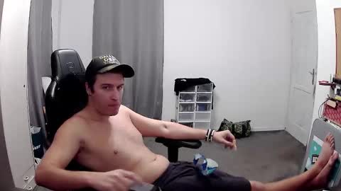 plkrisztian online show from October 2025 08:48:02 PM