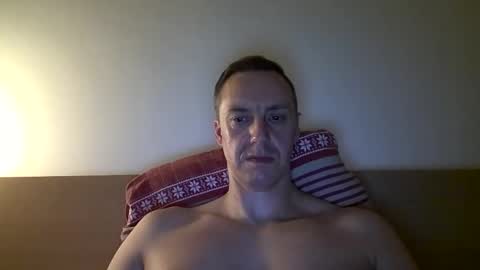 Snapshot of ploki2000 chatting on January 2025 08:35:01 PM Kevin online show from January 2025 08:35:01 PM