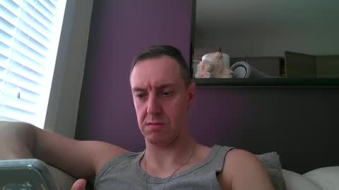 Snapshot of ploki2000 chatting on February 2025 09:55:02 AM Kevin online show from February 2025 09:55:02 AM