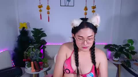 Ploysai online show from February 2026 06:51:01 AM