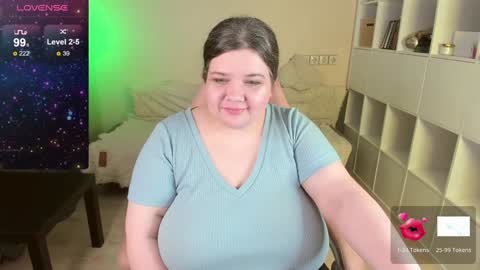 Snapshot of plum_pie__ chatting on December 2024 04:29:02 PM Alice online show from December 2024 04:29:02 PM