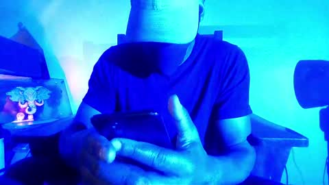 StraightPlush online show from May 2026 01:57:16 AM