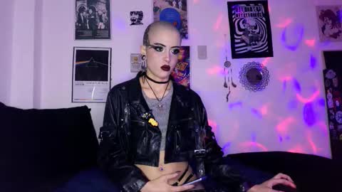    online show from October 2025 02:12:02 AM