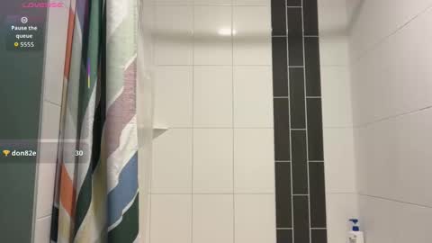 Snapshot of plutothepuppy chatting on February 2026 05:17:01 AM Pluto The Pup online show from February 2026 05:17:01 AM