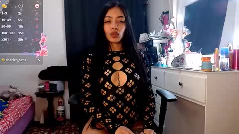 Snapshot of pocahot222 chatting on October 2025 09:59:02 PM pocahot222 online show from October 2025 09:59:02 PM