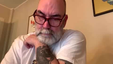 poeticdaddy online show from October 2025 11:23:02 AM