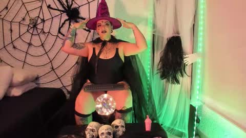 poisson_ivy_ online show from October 2025 08:28:02 PM