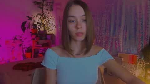 Snapshot of poli__ chatting on December 2024 09:15:02 PM Martha online show from December 2024 09:15:02 PM