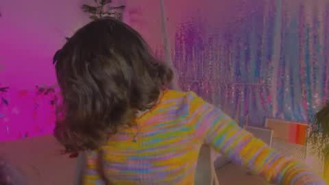 Snapshot of poli__ chatting on December 2024 10:07:02 PM Martha online show from December 2024 10:07:02 PM