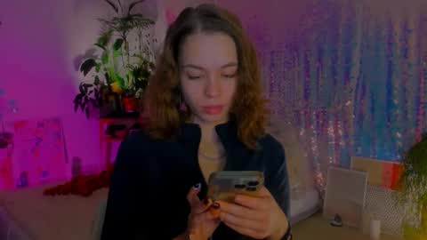 Snapshot of poli__ chatting on December 2024 09:39:01 PM Martha online show from December 2024 09:39:01 PM