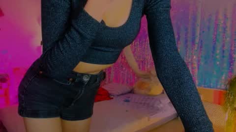 Snapshot of poli__ chatting on January 2025 02:41:01 AM Martha online show from January 2025 02:41:01 AM