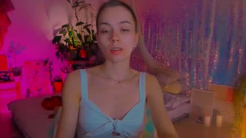 Snapshot of poli__ chatting on January 2025 10:24:01 PM Martha online show from January 2025 10:24:01 PM