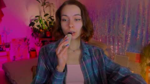 Snapshot of poli__ chatting on January 2025 09:11:02 PM Martha online show from January 2025 09:11:02 PM