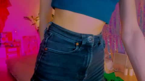 Snapshot of poli__ chatting on February 2025 06:20:02 PM Martha online show from February 2025 06:20:02 PM